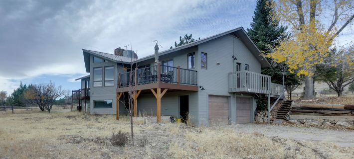 Spacious Hotchkiss Home w/ Stunning Mountain Views Hotéis em Delta County