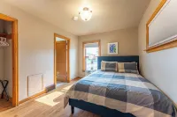 Cozy Corner - East end home