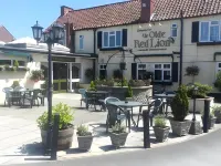 Ye Olde Red Lion Hotels in Laxton