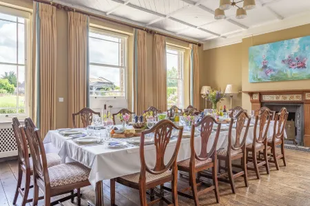 Overtown Manor Bed and Breakfast Отели рядом с достопримечательностью «Museum of Computing»