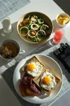Four Points by Sheraton Bekasi - 朝食