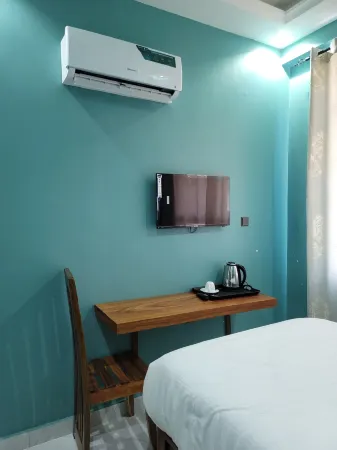 JR KISASA HOTEL Отели рядом с достопримечательностью «Dodoma Round About»