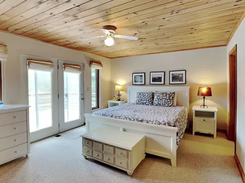 Lil' Cove in Paradise