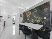 Spacious Villa with Pool and Game Room - Charming Miami Retreat