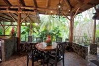 Jungleland at Hermosa Point. 2 Pools, A/C & Wi-Fi! Sleeps 23!
