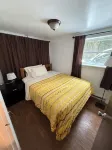 Inn Kognito 2 LAKEFRONT Camelback Kalahari Fire Pit, Hot Tub, Casino, game room