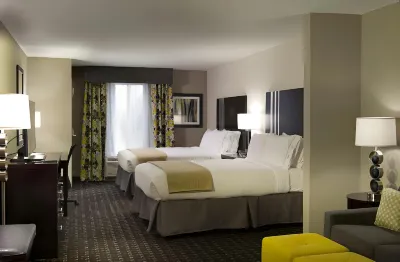 Holiday Inn Express & Suites Madison Central