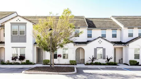 Great Escape to the Enclaves Near Disney!