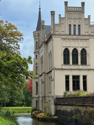 3-room, kitchen + 2 bathrooms " modern apartment "LeerZeit" Hotels in Leer