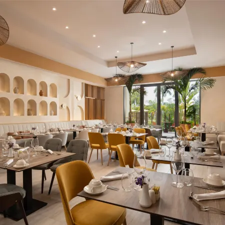 Royal Beach Hotel Punta Cana, in Jdv by Hyatt