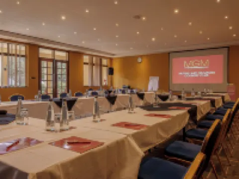 納瓦沙湖鄉村俱樂部旅館 奈瓦沙酒店