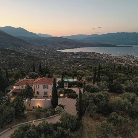 Rosmarino Villa Galaxidi