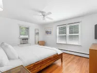4Br Near Downtown Bristol w/ Yard & Parking Hotels in Bristol