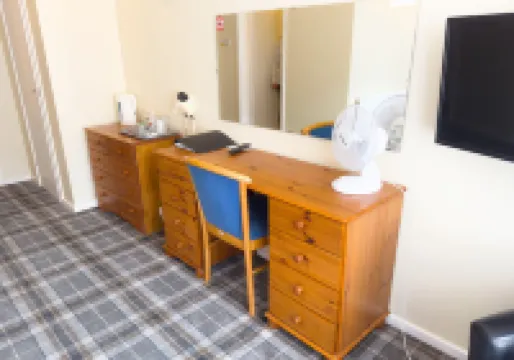 The Oakland Hotel Hotels in Chelmsford