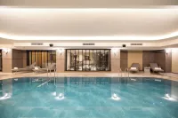 Qlusive Hotel - Romantic