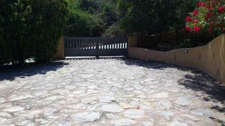 Villa Sciaccarellu T5, 50 m from Ruppione beach