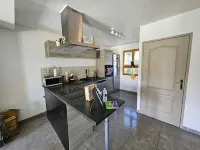 2 Bedroom Private vacation home Hotels in Villers-Cotterets