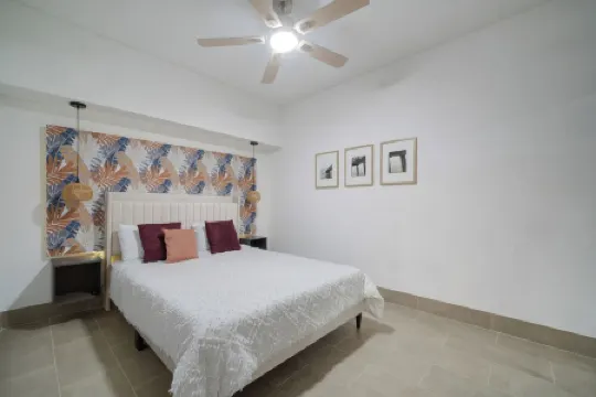 Charming 1-bedroom aFLL apartment near Sawgrass & Hard Rock with WiFi, AC.