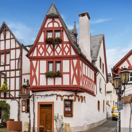 Home for 5 Persons in 1350 Year Old Mosel Town