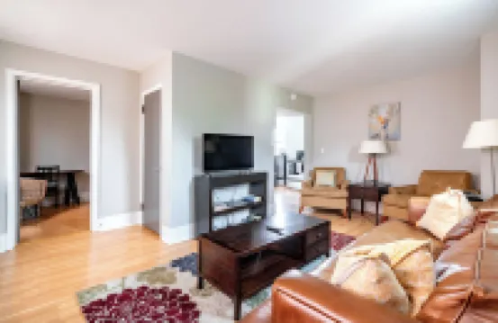 Jungle House Modern Lofts – Arena District & Short North