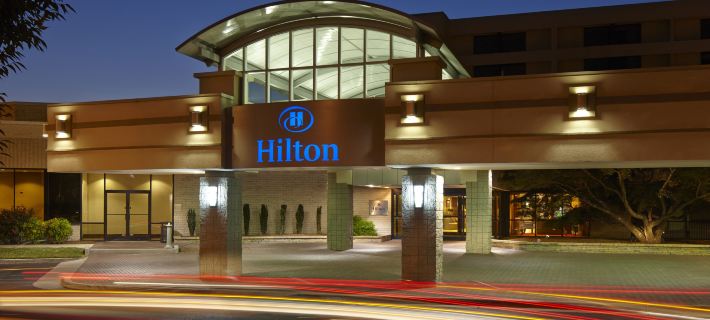 Hilton Raleigh North Hills Ξενοδοχεία στην πόλη Wake County