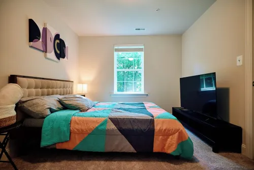 Four Seasons Apartment in charming Elkridge