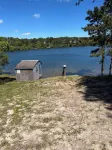 New listing! Cozy, fresh and clean 1-bedroom cottage with Pond access in Chatham