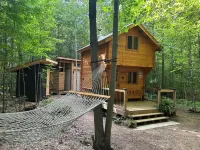 East Cabin • Hidden Off-Grid Getaway in Ontario