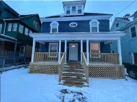 The Great Escape with Movie Room near SU! Hotels near Onondaga Lake Lounge