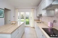 3-bedroom house in lovely Thomastown at 15th fairway of Mount Juliet Golf Course Hotels in Walton's Grove Or Mountjuliet