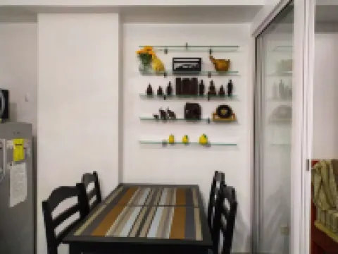 Azure Beach Resort Staycation — 18 min from the Airport