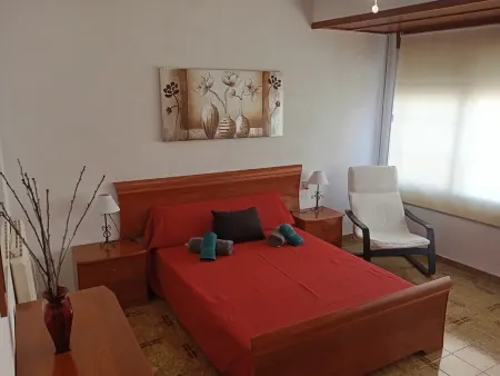 Apartment in Sant Carles de la Rapita, 4 minutes from the coast.