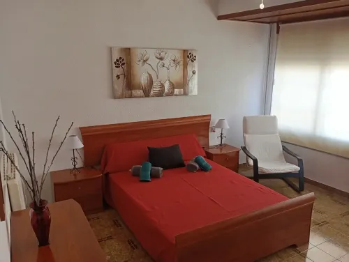 Apartment in Sant Carles de la Rapita, 4 minutes from the coast.