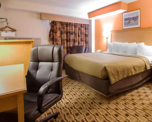 Econo Lodge Kansas City Downtown North Hotels in Gladstone