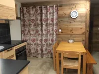 Fully renovated apartment in the family resort of Les Carroz D'Araches.