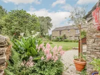 Spacious barn conversion in quiet 2 acre gardens, Cornwall Coast  Lily Cottage