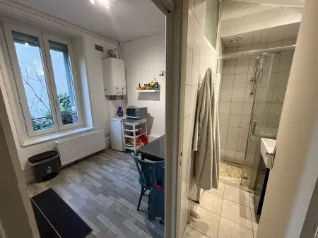 Small, quiet apartment 10 minutes from the station