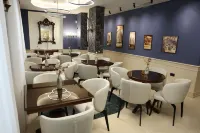 Hotel Opera by Zeus International