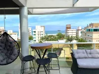 Art Home penthouse, sea view cinema property with jacuzzi, 90 meters from the sea.