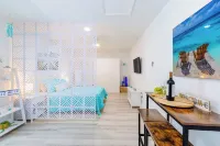Charming and Super-Located Studio in enjoyable Naples with Everything you need!
