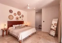 Spectacular House with private pool and garage