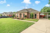 Halcyon Oasis-POOL+Dog Friendly/Close to Eastchase