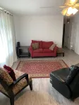 Quite 3-bedroom house in terrific Bedford with AC, WiFi Hotels in Bedford