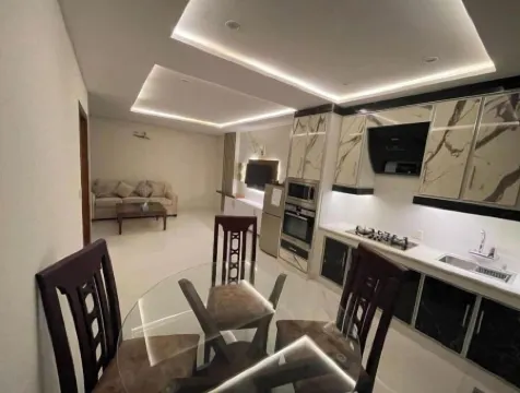 MIDWAY HOTEL & RESIDENCY - Studio Apartment Unit S3 Отели рядом с достопримечательностью «Парк Медоус»