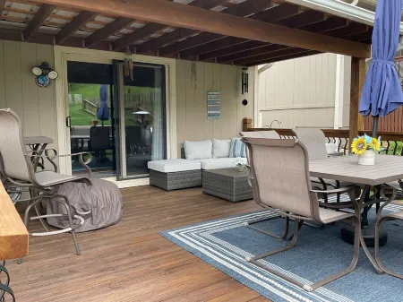 1 night or more. A Charming 3-bedroom-Spacious, Quiet, Comfortable Home