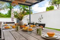 Superb new villa with air conditioning and saltwater pool