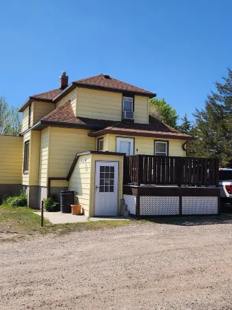 Lake Mac Lodge - a 4-bedroom house in charming Lemoyne.  Relax and unwind.