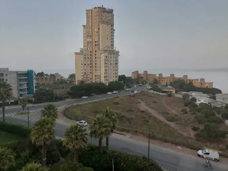 Apartment with sea view, Concón, Chile 5 minutes from Beaches Отели в г. Конкон
