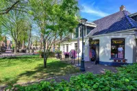 5 O'Clock Somewhere | Luxurious coastal hideaway with massage spa Hotels in Bergen