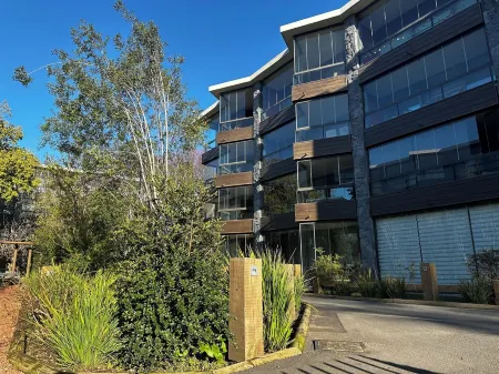 Exclusivo: Departamento de Alto Estándar con Piscina